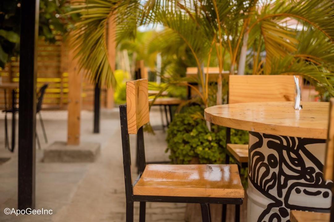 Acacia Hotel Mbarara Nyamitanga エクステリア 写真